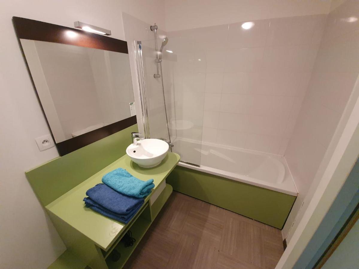 Апартаменты Le Romarin - Climatisation Piscine & Parking Prive Греу-ле-Бэн Экстерьер фото